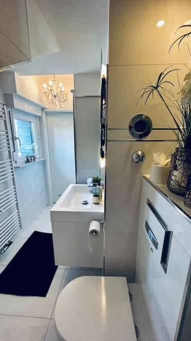 Luxusapartment Mit Balkon Naehe Dortmund *
