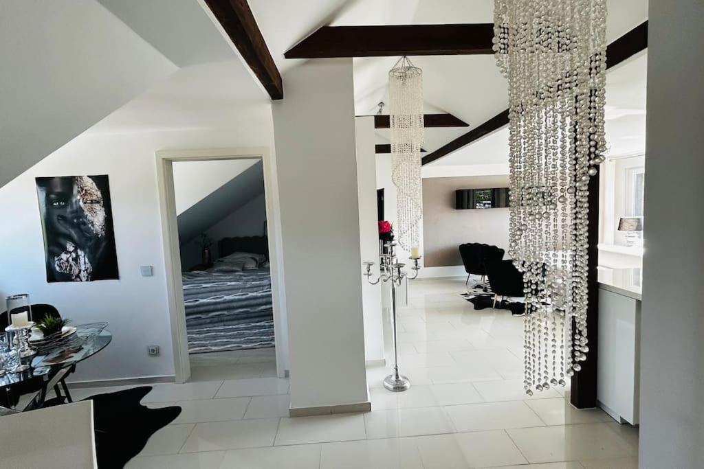 Luxusapartment Mit Balkon Naehe Dortmund Apartment
