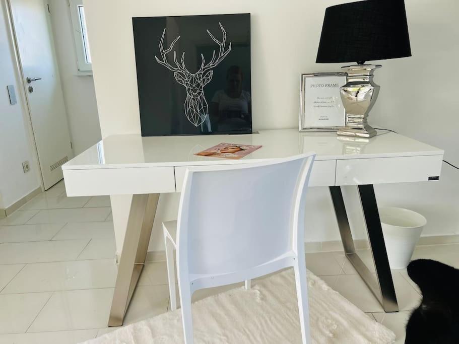 Luxusapartment Mit Balkon Naehe Dortmund Apartment