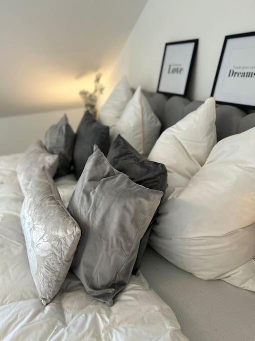 Apartment Luxusapartment Mit Balkon Naehe Dortmund