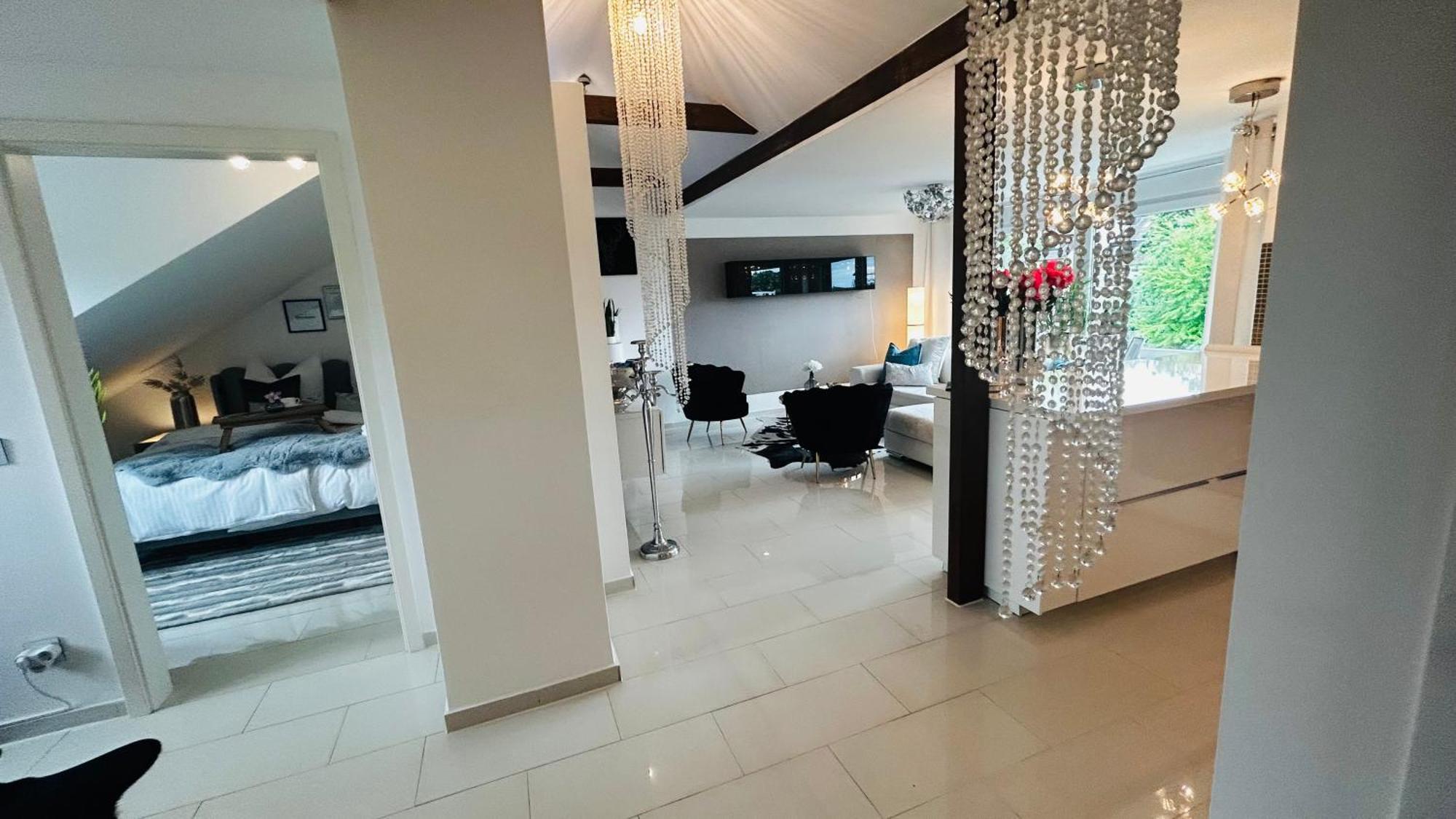 Luxusapartment Mit Balkon Naehe Dortmund Apartment *