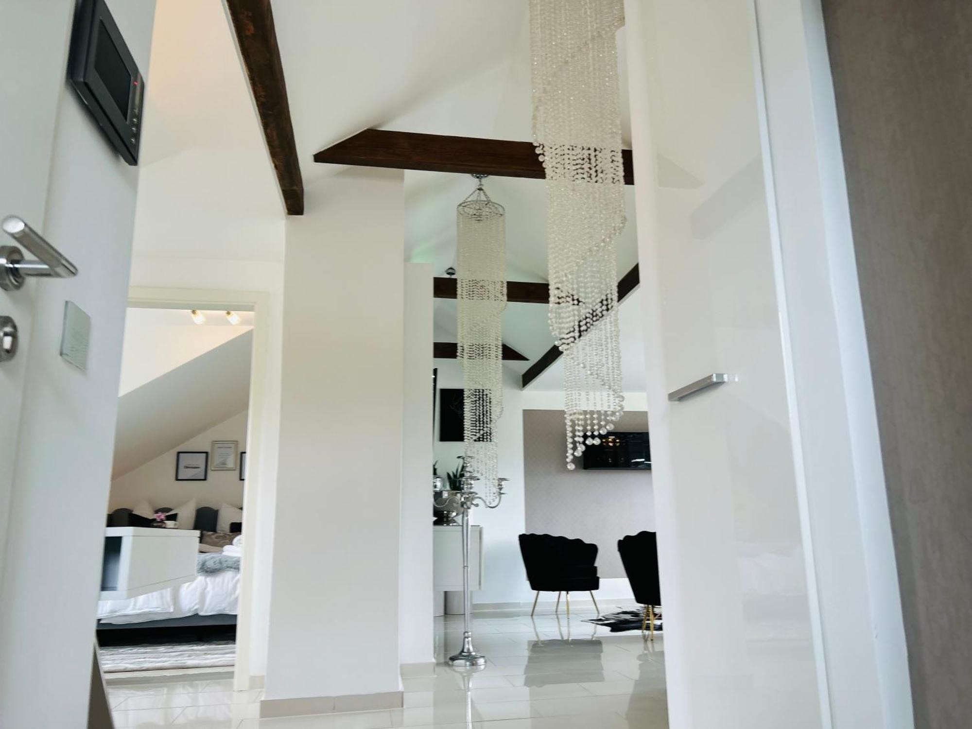 Luxusapartment Mit Balkon Naehe Dortmund *